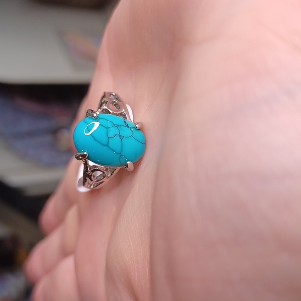 New silver aqua ring